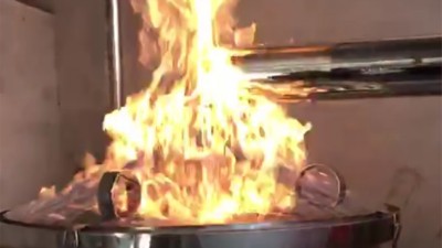 白酒燃燒，真的能辨別蒸餾釀酒設(shè)備釀造的純糧酒和勾兌酒？