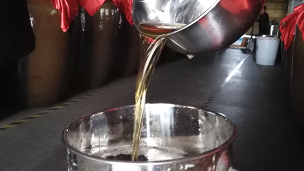 千年傳承的黃酒為何被燒酒設(shè)備釀造的白酒搶占市場(chǎng)？