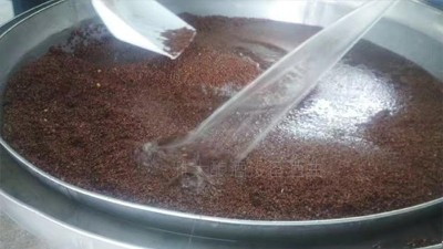 夏季用白酒釀造設備做固態(tài)酒，忽視這個泡糧細節(jié)，小心感染雜菌