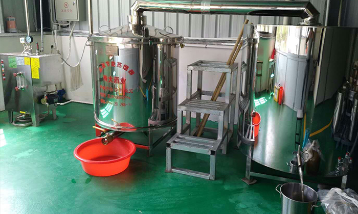 10.4新型釀酒設(shè)備—電加熱釀酒設(shè)備
