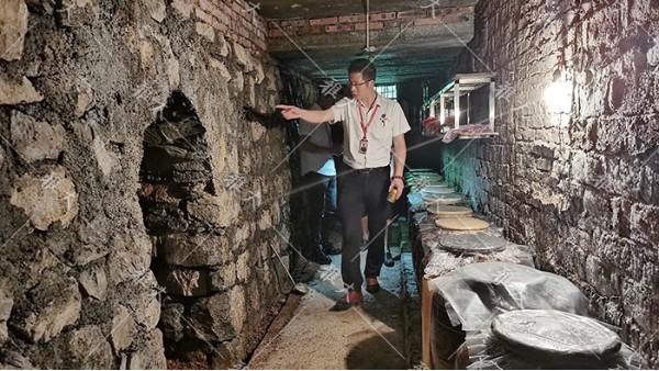 多次跨行業(yè)成功轉(zhuǎn)型，這次用白酒釀酒設(shè)備開酒坊又雙叒叕成功了