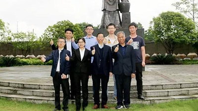 中國勁酒技術(shù)團隊造訪湖南雅大，探討酒用雜交糯高粱釀造技藝！