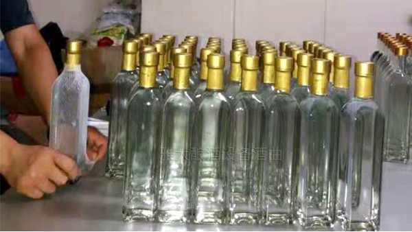 雅大小型酒廠設(shè)備定居韓國，釀出來的酒火爆韓國華人圈！