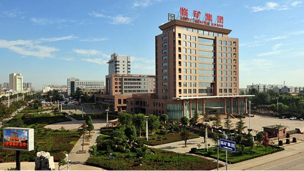 招待用酒花費(fèi)巨大，引多功能釀酒設(shè)備做企業(yè)招待酒節(jié)省開支55萬