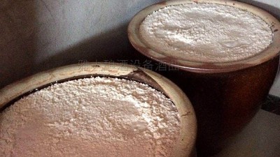 用小型白酒釀酒設(shè)備做酒，忽略這3點(diǎn)你壓根就干不過(guò)老酒坊