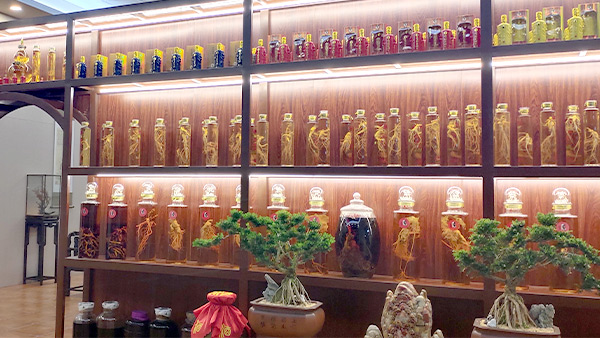 用小型白酒設備開酒坊，怎樣才能在同行中脫穎而出？