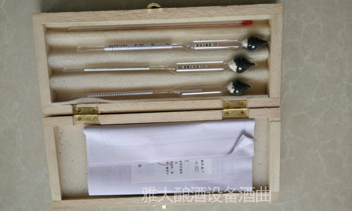 6.1用雅大釀酒設(shè)備蒸酒，2招教你“蒸出”更多高度酒—酒度計