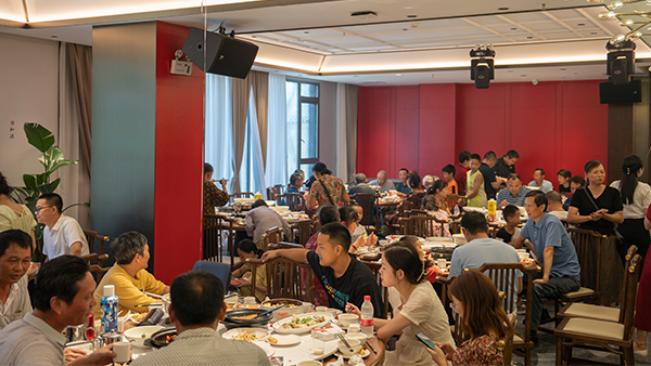 【大型釀酒設(shè)備】開局一杯喝好了，其他都好說(shuō)！