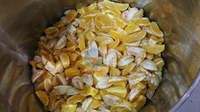 2、橙子酒釀酒技術(shù)-去皮完成